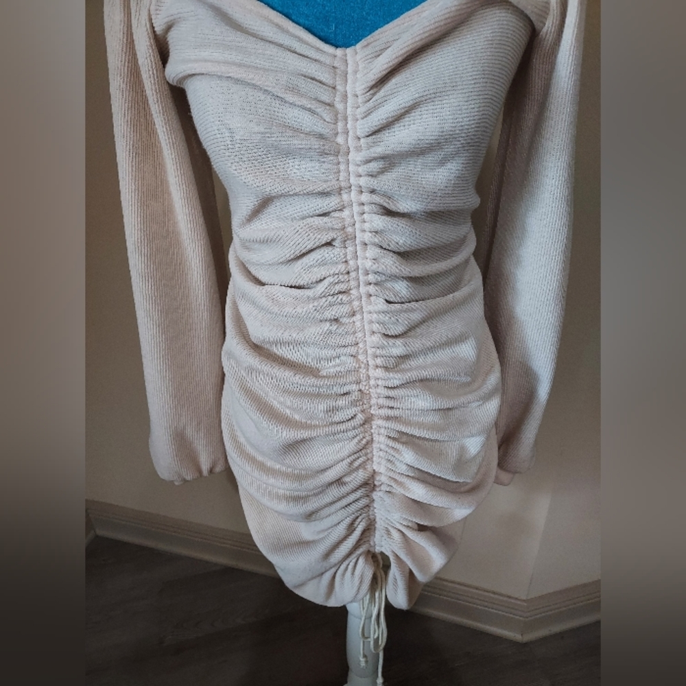 Fashion Nova ruched sweater dress - Picture 2 of 6